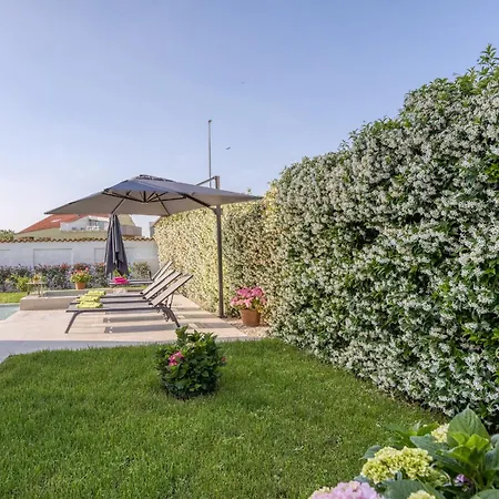 A Touch Of Luxury And Comfort - Villa Irena-3